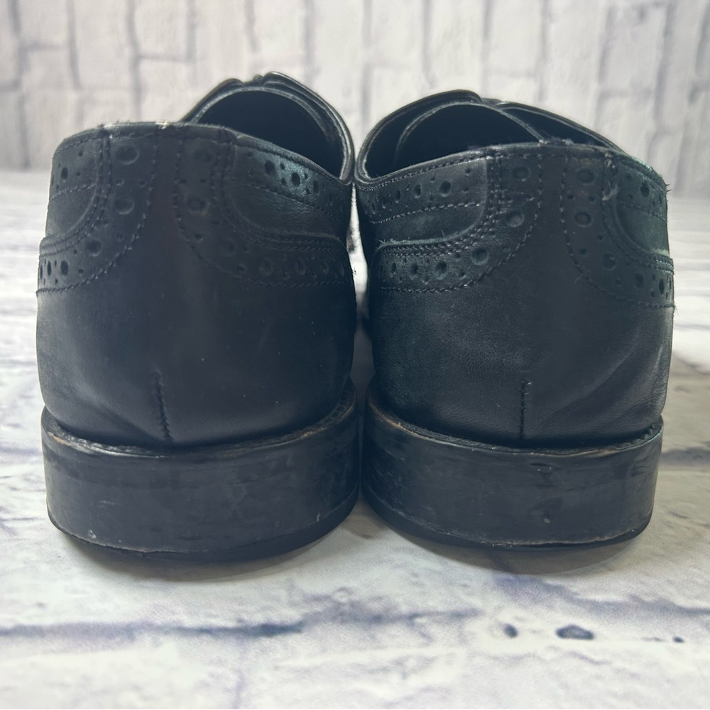 Nunn Bush Classic Black Brogue Oxfords. Size 10. - Picture 4 of 9